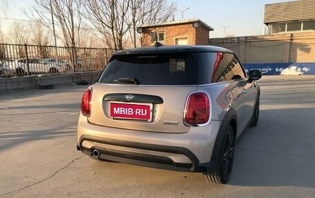 MINI Hatch, 2021 год, 2 430 000 рублей, 4 фотография