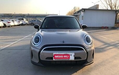 MINI Hatch, 2021 год, 2 430 000 рублей, 2 фотография