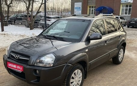 Hyundai Tucson III, 2008 год, 835 000 рублей, 2 фотография