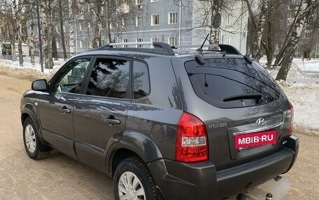 Hyundai Tucson III, 2008 год, 835 000 рублей, 4 фотография