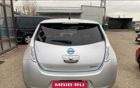 Nissan Leaf I, 2011 год, 570 000 рублей, 4 фотография