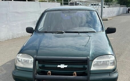 Chevrolet Niva I рестайлинг, 2003 год, 220 000 рублей, 2 фотография