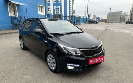 KIA Rio III рестайлинг, 2017 год, 1 400 000 рублей, 4 фотография