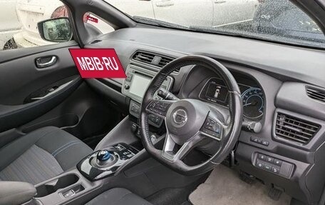 Nissan Leaf II, 2017 год, 1 450 000 рублей, 21 фотография