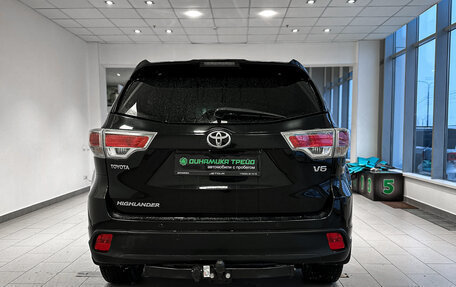 Toyota Highlander III, 2014 год, 2 780 000 рублей, 7 фотография