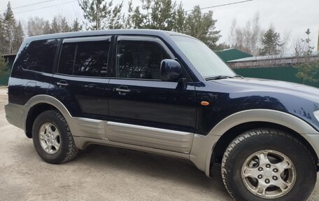 Mitsubishi Pajero III рестайлинг, 2002 год, 1 190 000 рублей, 2 фотография