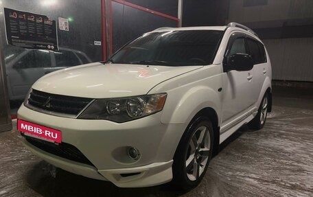 Mitsubishi Outlander III рестайлинг 3, 2008 год, 1 200 000 рублей, 3 фотография