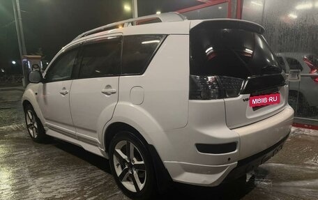 Mitsubishi Outlander III рестайлинг 3, 2008 год, 1 200 000 рублей, 30 фотография