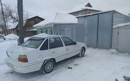 Daewoo Nexia I рестайлинг, 1999 год, 113 000 рублей, 7 фотография