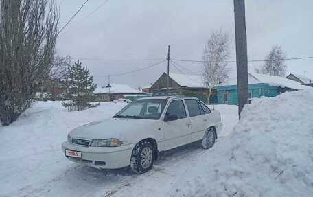 Daewoo Nexia I рестайлинг, 1999 год, 113 000 рублей, 10 фотография