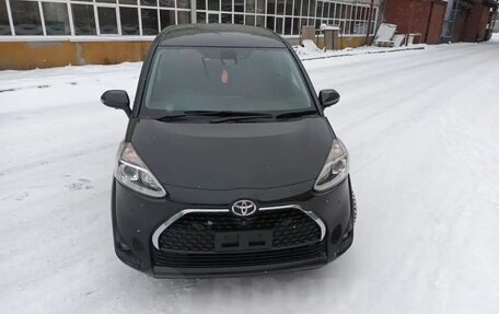 Toyota Sienta II, 2019 год, 1 750 000 рублей, 7 фотография