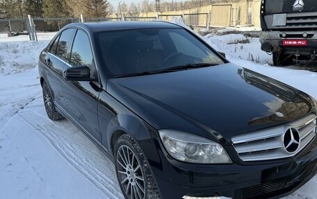 Mercedes-Benz C-Класс, 2010 год, 1 600 000 рублей, 1 фотография