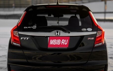 Honda Fit III, 2018 год, 1 800 000 рублей, 3 фотография