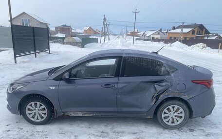 Hyundai Solaris II рестайлинг, 2019 год, 1 000 000 рублей, 5 фотография