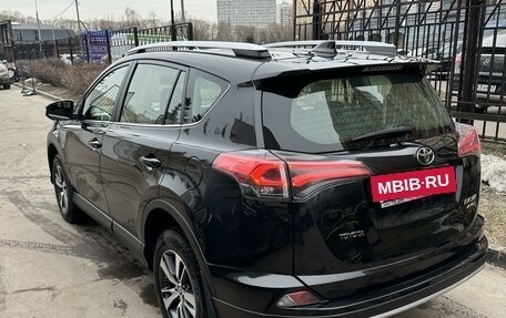 Toyota RAV4, 2015 год, 2 100 000 рублей, 4 фотография