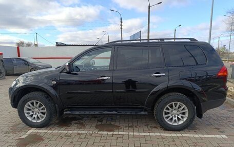 Mitsubishi Pajero Sport II рестайлинг, 2011 год, 1 850 000 рублей, 2 фотография