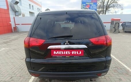 Mitsubishi Pajero Sport II рестайлинг, 2011 год, 1 850 000 рублей, 4 фотография