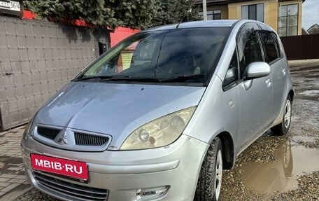 Mitsubishi Colt VI рестайлинг, 2003 год, 435 000 рублей, 1 фотография