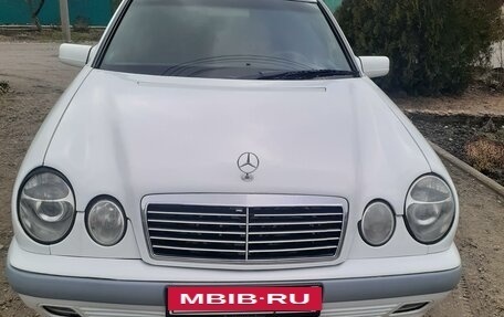 Mercedes-Benz E-Класс, 1997 год, 440 000 рублей, 5 фотография