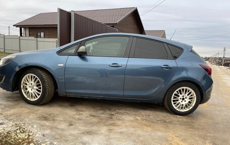 Opel Astra J, 2012 год, 875 000 рублей, 3 фотография