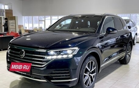 Volkswagen Touareg III, 2022 год, 12 000 000 рублей, 4 фотография