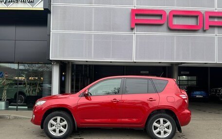 Toyota RAV4, 2011 год, 1 690 000 рублей, 2 фотография