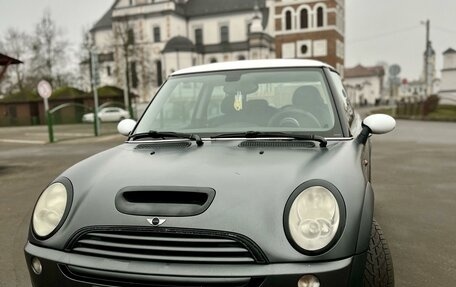 MINI Hatch, 2006 год, 580 000 рублей, 1 фотография