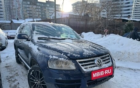 Volkswagen Touareg III, 2004 год, 867 000 рублей, 7 фотография