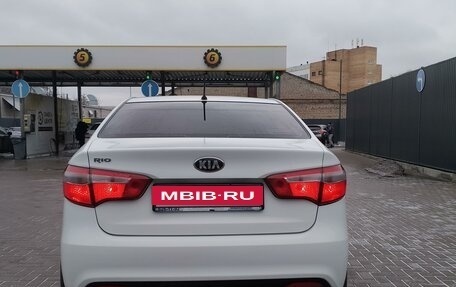 KIA Rio III рестайлинг, 2014 год, 1 000 000 рублей, 9 фотография