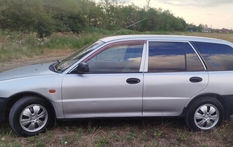 Mitsubishi Libero I рестайлинг, 2000 год, 200 000 рублей, 3 фотография