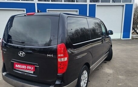 Hyundai H-1 II рестайлинг, 2018 год, 3 100 000 рублей, 6 фотография