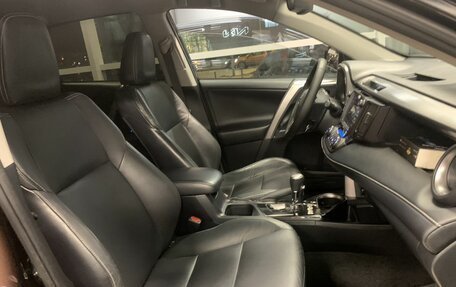 Toyota RAV4, 2017 год, 2 445 000 рублей, 7 фотография