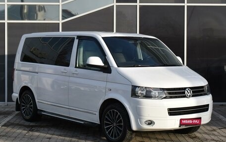 Volkswagen Multivan T5, 2013 год, 2 730 000 рублей, 1 фотография