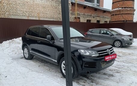 Volkswagen Touareg III, 2010 год, 1 690 000 рублей, 4 фотография