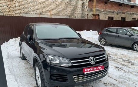 Volkswagen Touareg III, 2010 год, 1 690 000 рублей, 3 фотография