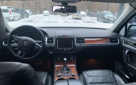 Volkswagen Touareg III, 2010 год, 1 690 000 рублей, 13 фотография