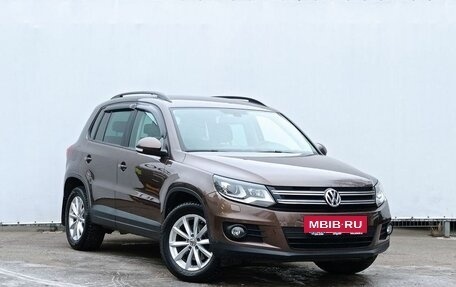 Volkswagen Tiguan I, 2015 год, 1 570 000 рублей, 3 фотография