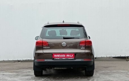 Volkswagen Tiguan I, 2015 год, 1 570 000 рублей, 6 фотография