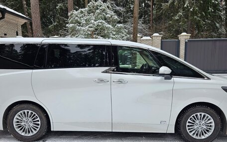 Toyota Alphard, 2024 год, 16 700 000 рублей, 4 фотография