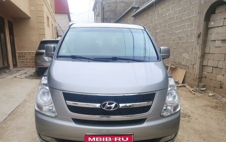 Hyundai Grand Starex Grand Starex I рестайлинг 2, 2011 год, 1 500 000 рублей, 1 фотография