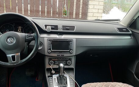 Volkswagen Passat B7, 2011 год, 1 320 000 рублей, 18 фотография