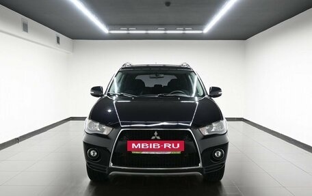 Mitsubishi Outlander III рестайлинг 3, 2010 год, 1 395 000 рублей, 3 фотография