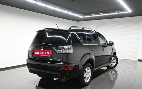 Mitsubishi Outlander III рестайлинг 3, 2010 год, 1 395 000 рублей, 2 фотография