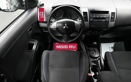 Mitsubishi Outlander III рестайлинг 3, 2010 год, 1 395 000 рублей, 12 фотография