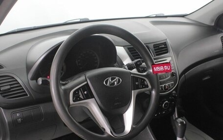 Hyundai Solaris II рестайлинг, 2013 год, 772 000 рублей, 13 фотография