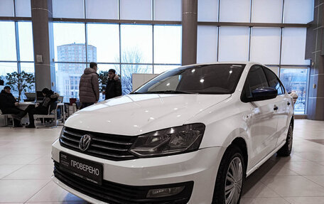 Volkswagen Polo VI (EU Market), 2018 год, 900 000 рублей, 5 фотография