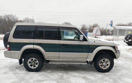 Mitsubishi Pajero III рестайлинг, 1996 год, 745 000 рублей, 5 фотография