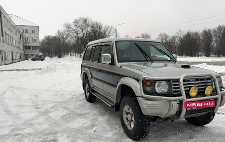 Mitsubishi Pajero III рестайлинг, 1996 год, 745 000 рублей, 2 фотография