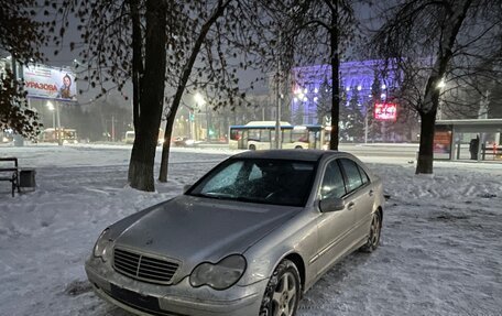 Mercedes-Benz C-Класс, 2000 год, 750 000 рублей, 4 фотография