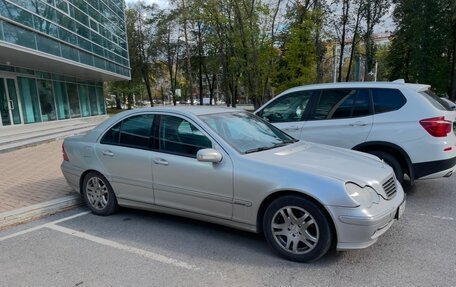 Mercedes-Benz C-Класс, 2000 год, 750 000 рублей, 8 фотография